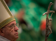 Papež lituje zacházení s původními obyvateli Kanady, ti požadují omluvu církve