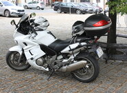 Máš-li vášeň pro motorky, slyš nabídku, při níž srdce zaplesá!“, zve Cesta 121 na motopouť.