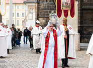 Procesí s Palladiem země České zastaví u posvátných míst i státních institucí 