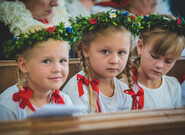 Děti z královéhradecké diecéze se na setkání seznamovaly se světci